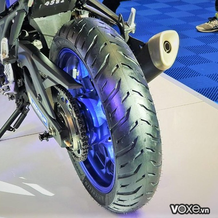 Vỏ michelin pilot street 2 15060-17 - 1