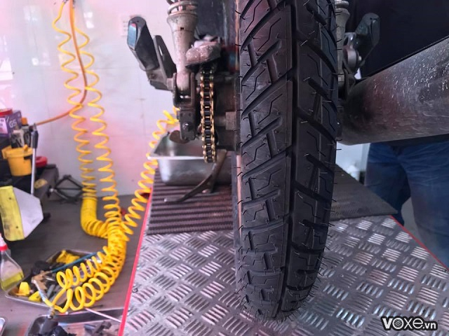 Axelo 125 thay vỏ xe michelin nên dùng loại nào - giá bao nhiêu - 4
