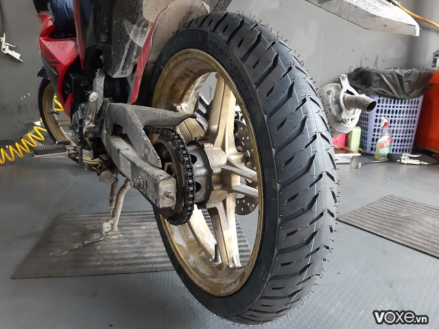 Vỏ michelin pilot street 2 10080-17 exciter winner - 1