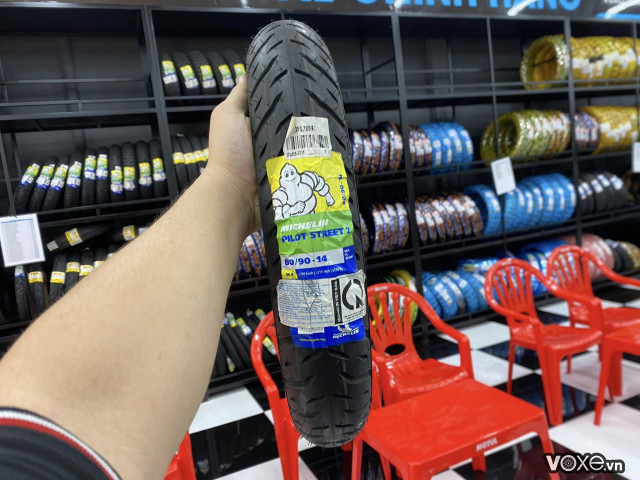 Vỏ michelin pilot street 2 8090-14 vario airblade - 1
