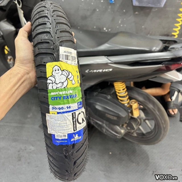 Vỏ michelin pilot street 2 9090-14 vision click - 1