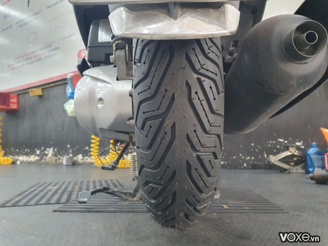 Vỏ michelin city grip saver 11070-12 - 2