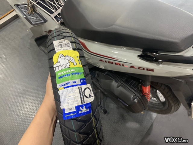 Vỏ michelin anakee street 10080-14 - 1