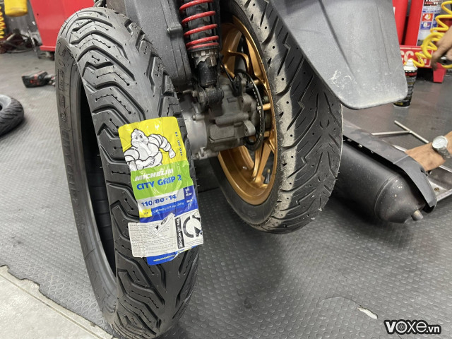 Vỏ michelin city grip 2 size 11080-14 - 1