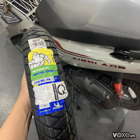 Vỏ Michelin Anakee Street 100/80-14
