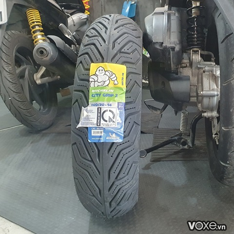 Vỏ Michelin City Grip 2 size 140/70-14