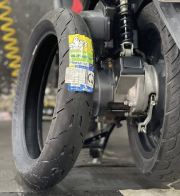 Vỏ Michelin Pilot Moto GP 100/90-14