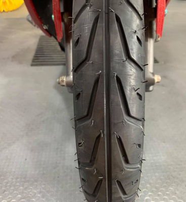Vỏ Michelin Pilot Street 2 70/90-14 Mio, Janus