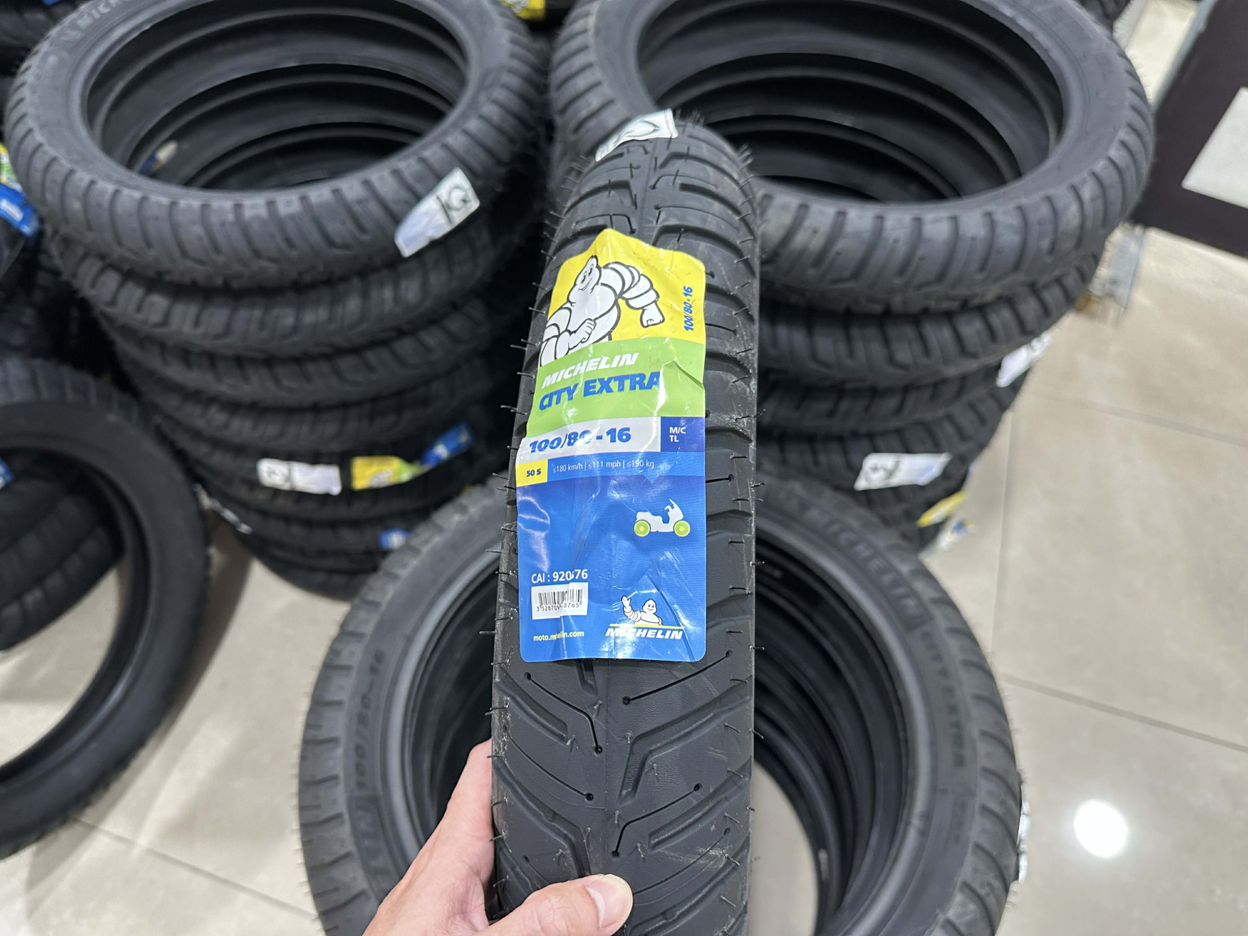 Vỏ Michelin City Extra 100/80-16