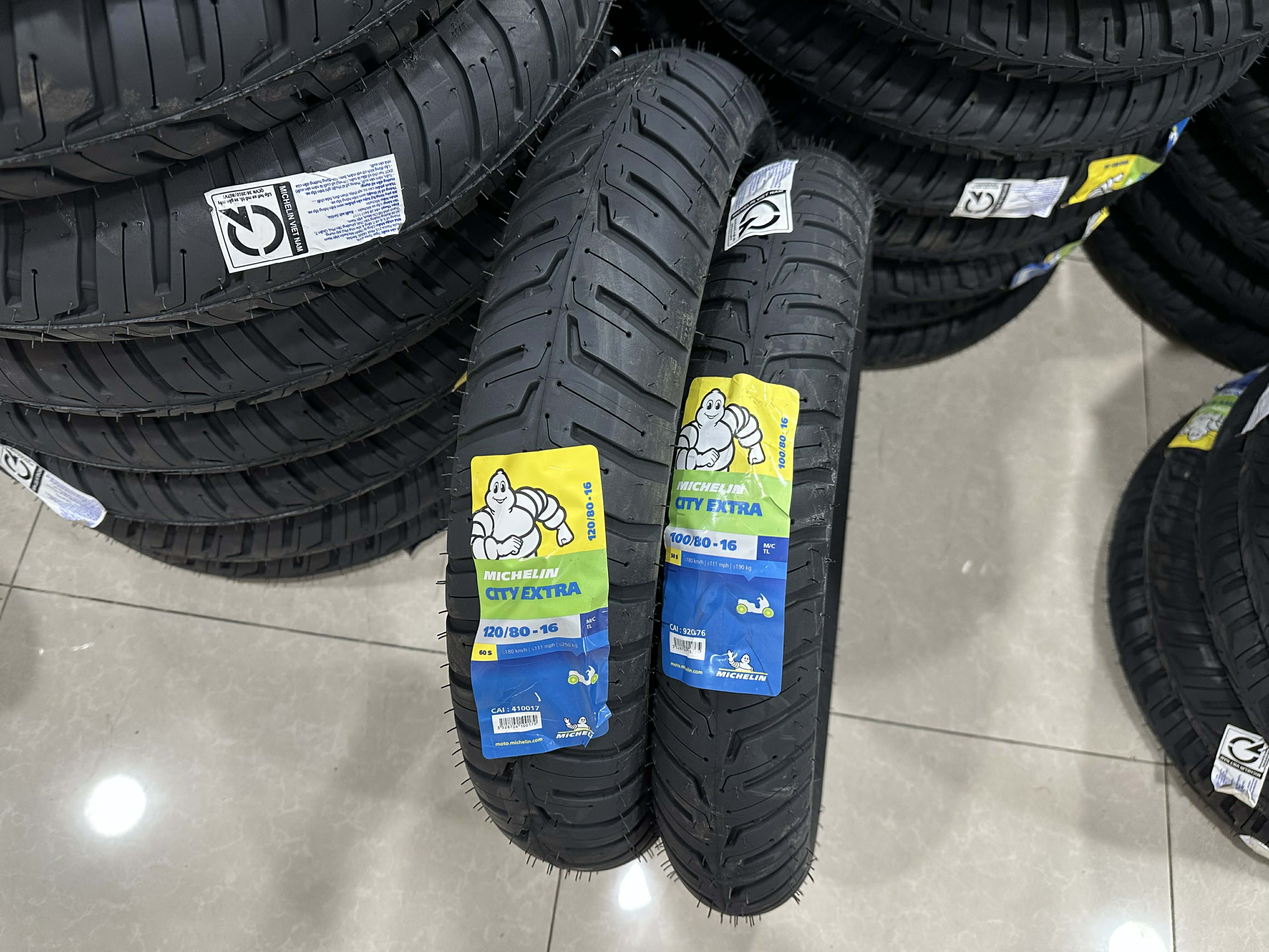 Vỏ Michelin City Extra 120/80-16